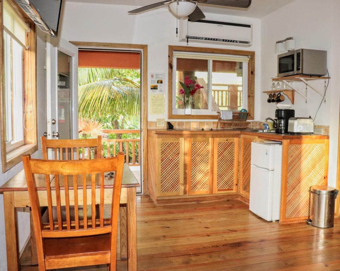 Hotel Posada Seremein ,West Bay ,Roatan ภายนอก รูปภาพ