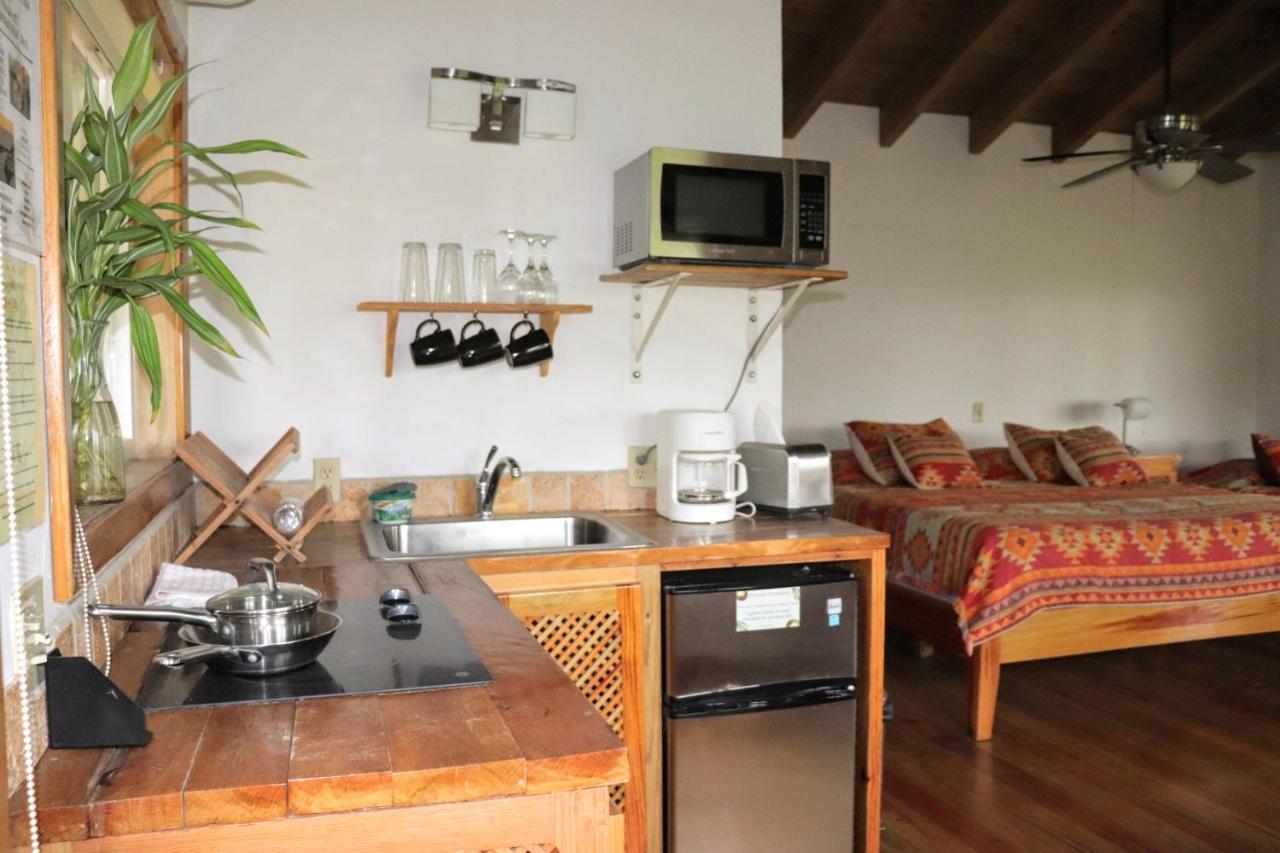 Hotel Posada Seremein ,West Bay ,Roatan ภายนอก รูปภาพ
