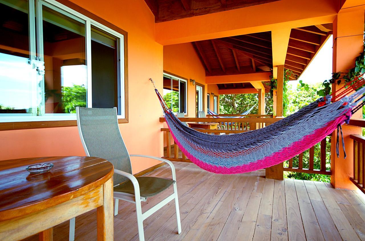 Hotel Posada Seremein ,West Bay ,Roatan ภายนอก รูปภาพ
